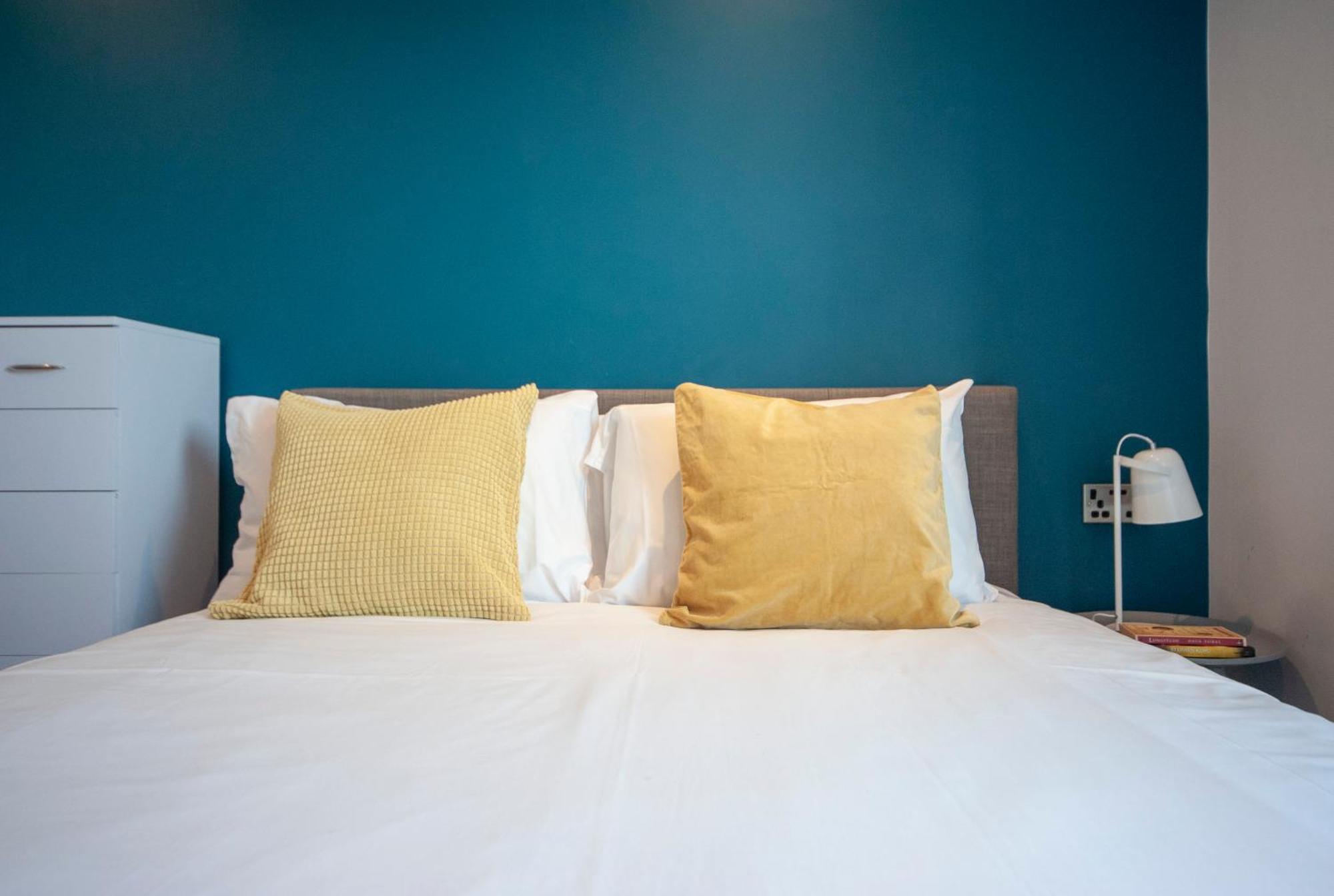Top Floor Apt - 2 Bed/2 Bath + Private Balcony Londres Exterior foto