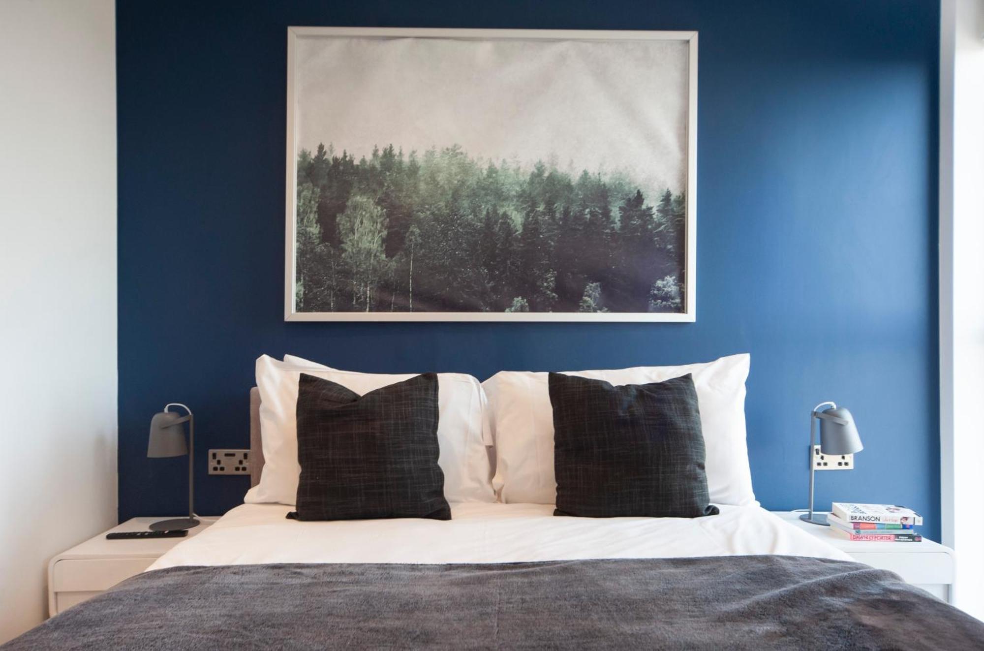 Top Floor Apt - 2 Bed/2 Bath + Private Balcony Londres Exterior foto