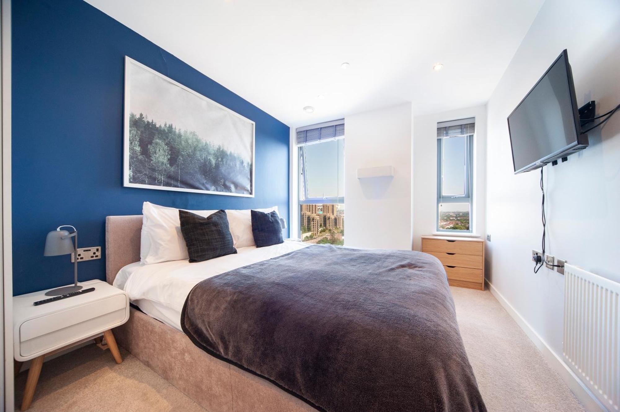 Top Floor Apt - 2 Bed/2 Bath + Private Balcony Londres Exterior foto