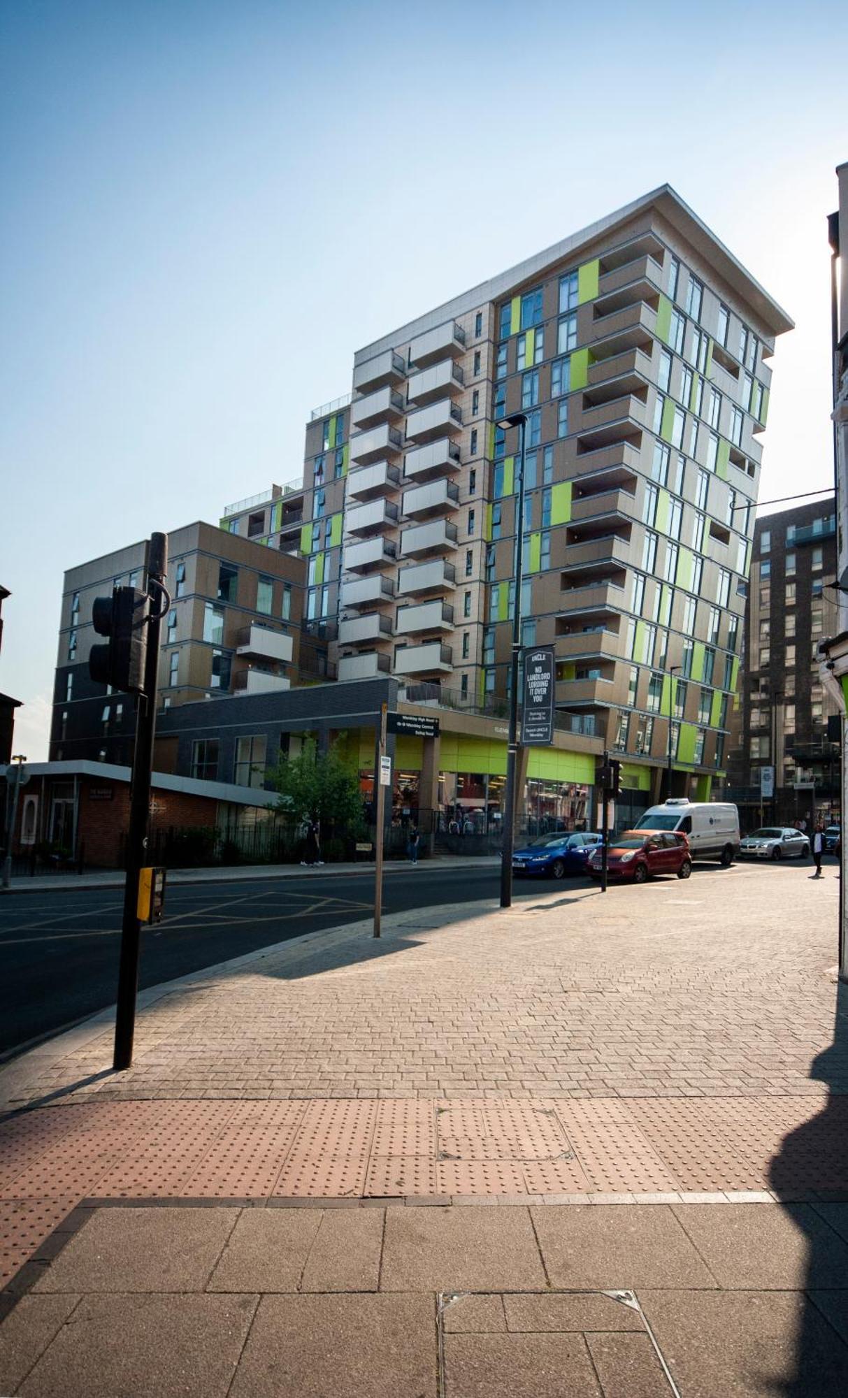 Top Floor Apt - 2 Bed/2 Bath + Private Balcony Londres Exterior foto